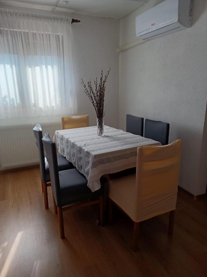Apartman Soljac Perusic Exterior foto